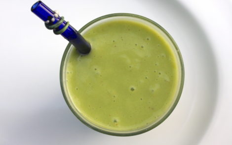 green pineapple smoothie